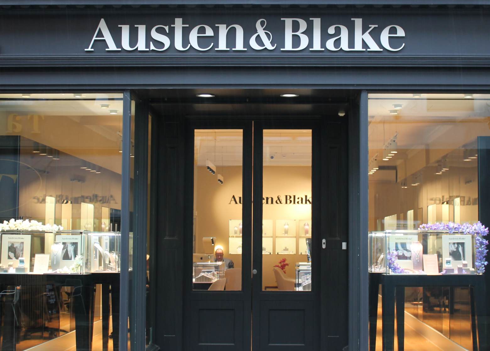 Exterior view of an Austen & Blake jewelry store